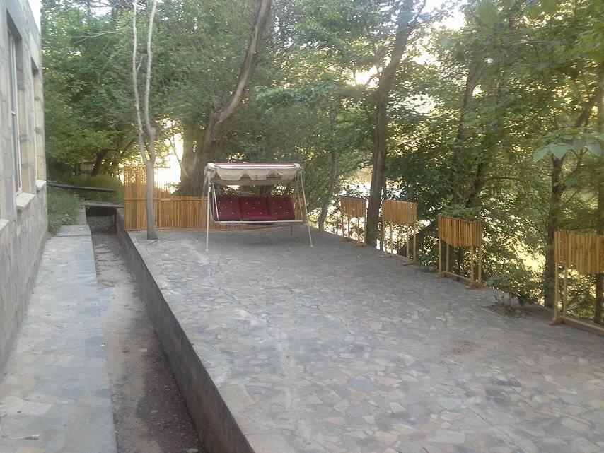 Park-Hotel Khoren'S Lake Арени Экстерьер фото